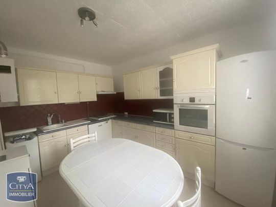 Location Appartement 3 pièces 61m² CARPENTRAS 84200 - Photo 1