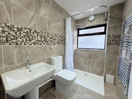 2 bedroom bungalow to rent - Photo 5