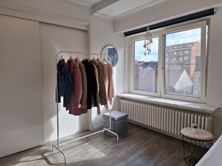 Leuk ingericht deels gemeubeld appartement te Hasselt - Photo 5