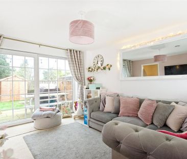 2 bedroom terraced house to rent - Photo 1
