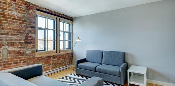 Loft entièrement meublé à louer Vieux-Québec juillet 2026 - Photo 2