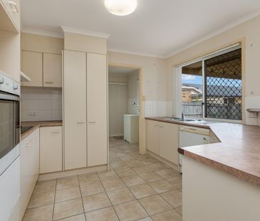 Single Level Three Bedroom Villa - Photo 4