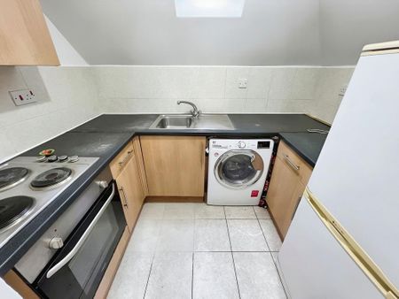 1 bedroom flat to rent - Photo 4