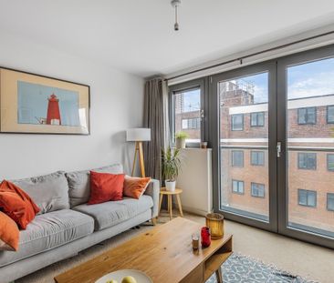 1 Bed Flat, Biggerstaff Road, E15 - Photo 3