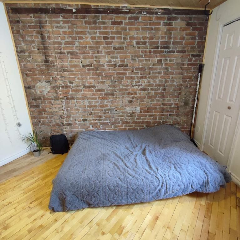 2 CH - 1 SDB - Québec - $1,050 /mo - Photo 1