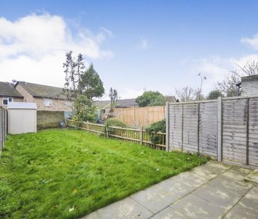 3 bedroom terraced house to rent - Photo 3