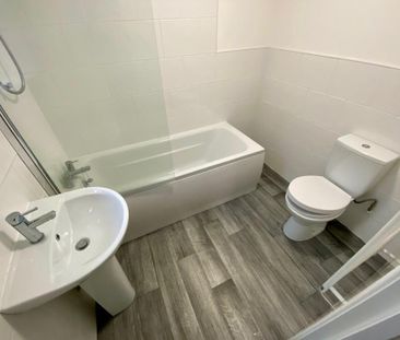 2 bedroom terraced house to rent - Photo 5