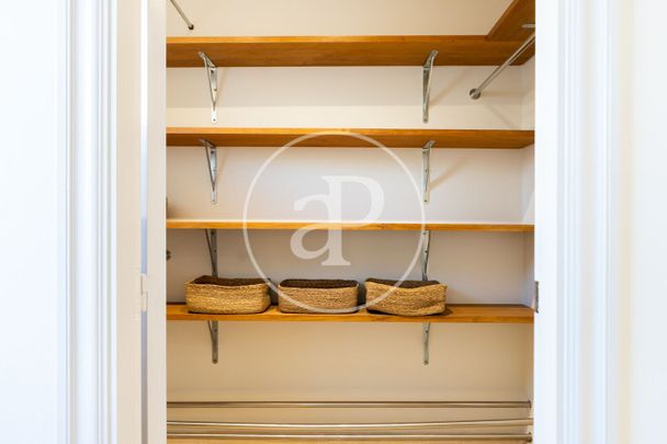 Property for rent next to Plaça Catalunya - Photo 1