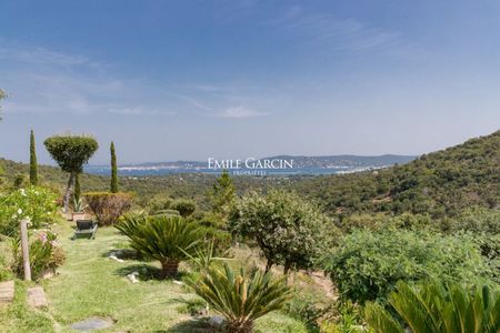 Villa contemporaine à la location - Grimaud - Vue sur le golfe de Saint -Tropez - Photo 5