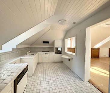 Charming apartment in a beautiful mansion - Photo 2