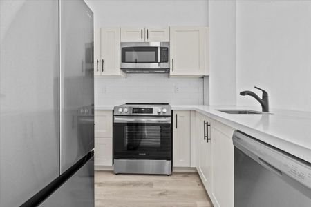 For Lease - 2511 Lakeshore Road Unit# 511, Oakville, Ontario - Photo 4