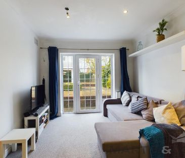 1 bedroom ground floor flat to rent - Photo 4