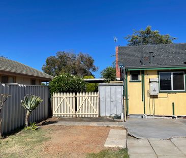 Beautiful 3x1 Family Home in Carey Park - Photo 6