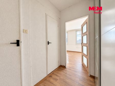 Pronájem, Byt 1+kk, 36 m², Praha, Vondroušova - Photo 2