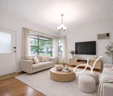 FRESHLY PAINTED & NEW CARPET 3 BEDROOM HOME! - Photo 1