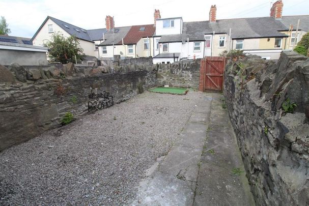 5 bedroom house to rent - Photo 1