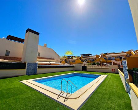 3 BEDROOM VILLA - ARENALES DEL SOL - Photo 5