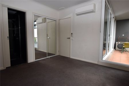58/79 Whiteman Street - Photo 3