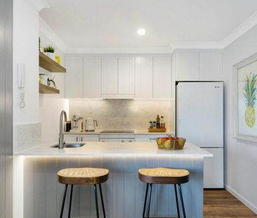 Stylish Partially Furnished 2-Bedroom Apartment - Photo 6