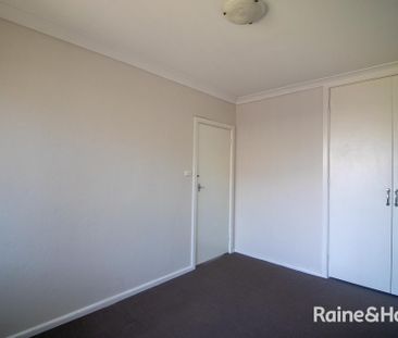 Fantastic 2 Bedroom Unit! - Photo 5