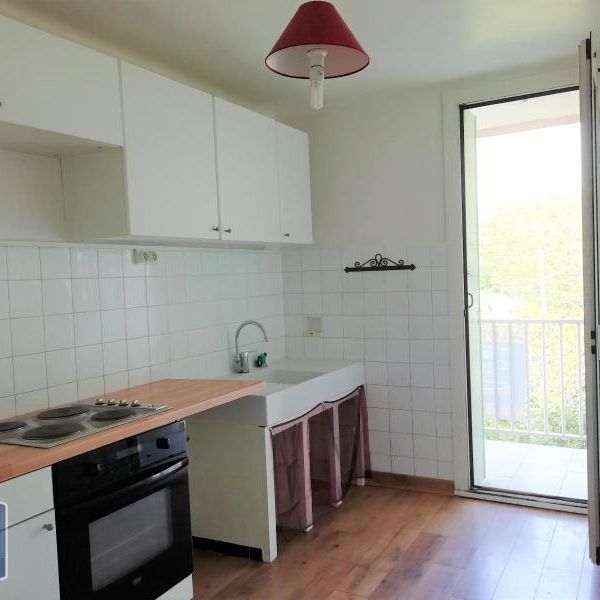 Location Appartement 3 pièces 57m² ISTRES 13800 - Photo 2