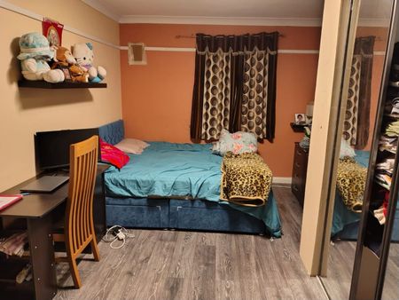 Room in a Shared House, Abbey Drive, LU2 - Photo 3