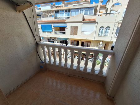 Ref.7387 Apartment with 2 bedrooms in Torrevieja - Photo 2