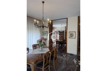 Appartamento buono stato, piano rialzato, Centro, Sant'Ambrogio di Valpolicella - Photo 5