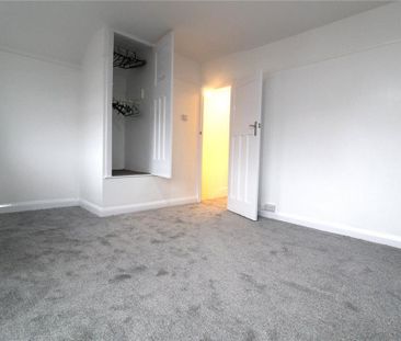 2 bedroom semi-detached house to rent - Photo 4