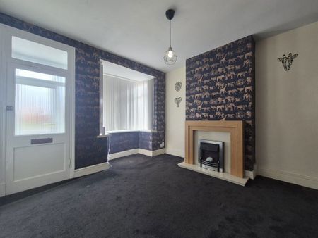 Causeway Green Road, Oldbury, Sandwell, B68 - Photo 2