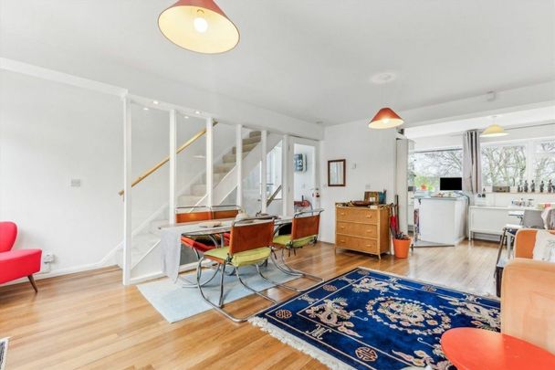 St. Stephens Road, Ealing, W13 - Photo 1