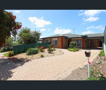 9 Faye Avenue, Ridgehaven, SA 5097 - Photo 1