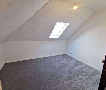 3 bedroom maisonette to rent - Photo 3