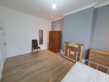 Flat share to rent - Photo 4