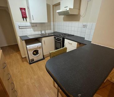 Studio to rent - Photo 2