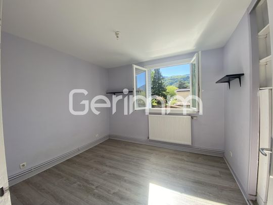 LOCATION T3 SEYSSINET-PARISET - 21C AVENUE ARISTIDE BERGES - Photo 1