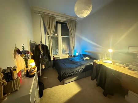 4 Bed Flat, Woodlands Drive, G4 - Photo 3