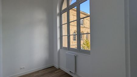 Location Appartement 3 pièces 60m² BORDEAUX 33000 - Photo 4