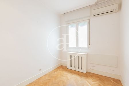 Flat for rent in Recoletos (Madrid) - Photo 5