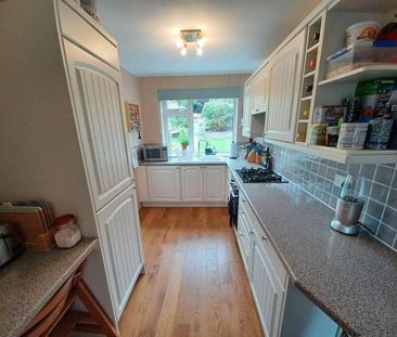 Greenacres, Bath, Somerset, BA1 - Photo 1