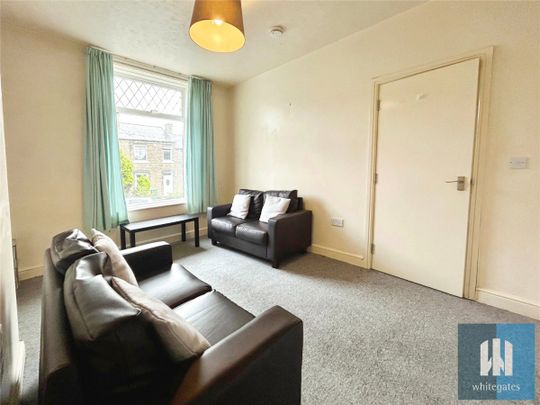 Orchard Terrace, Newsome, Huddersfield, HD4 - Photo 1