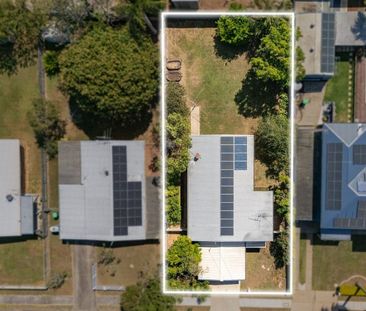 7 Lyndon Street, Kallangur, Qld 4503 - Photo 3