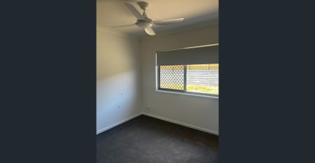 Stunning Family Home in a Highly Sought-After Kinma Valley - Photo 2