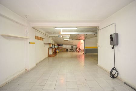 Charmoso T2 em Carnaxide, com óptima varanda e espaçosa garagem - Photo 5