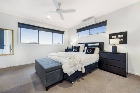 17 Palmyra Street, Keysborough VIC 3173 - Townhouse For Rent | Domain - Photo 3