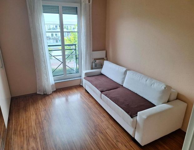 Möblierte 3 Zimmer Wohnung mit 2 Balkone und Dachterrasse - Foto 1