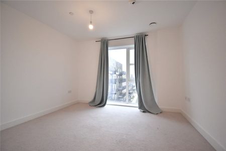 A beautiful 2 bedroom apartment for rent in Cambridge at this stylish development situated within a mile of the City Centre. Phone entry system. Unfurnished. - Photo 3