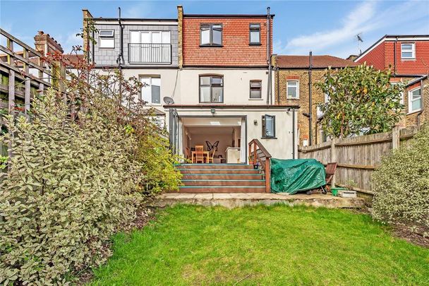 5 bedroom terraced house to rent - Photo 1