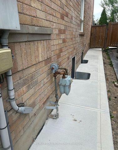 For Lease - 84 Crown Victoria Drive Unit# (Bsmt), Brampton, Ontario - Photo 4