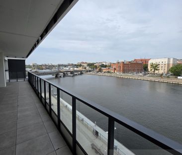 Apartament z balkonem z widokiem na rzekę. - Photo 4